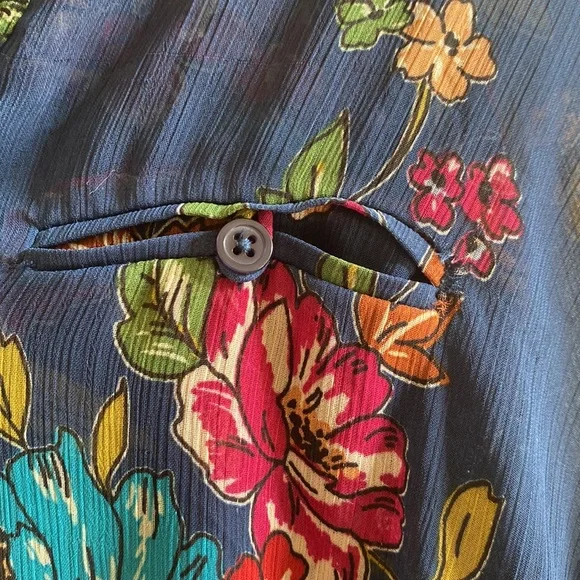 Kut From The Kloth Blouse - Picture 3 of 8